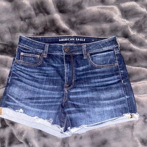AMERICAN EAGLE Dark Wash Hi Rise Shortie Size 14